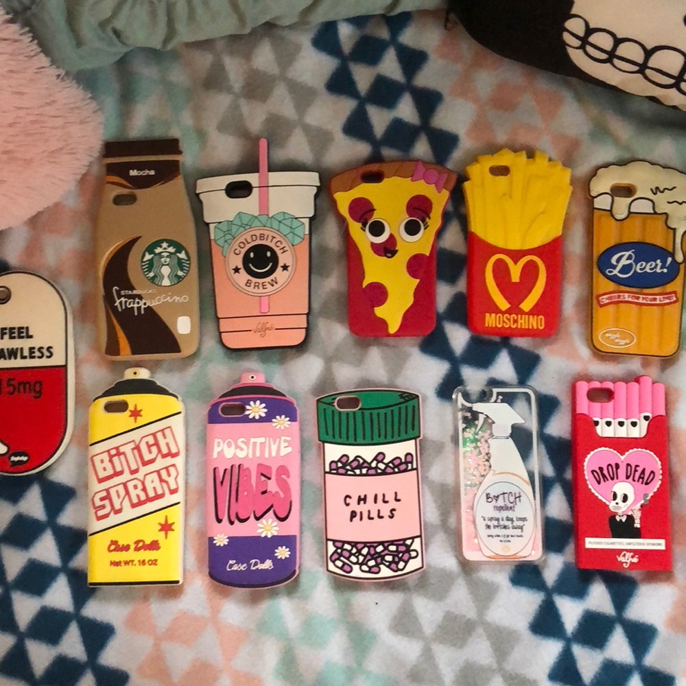iPhone 7 cases lot 💕price is for all!!!❤️